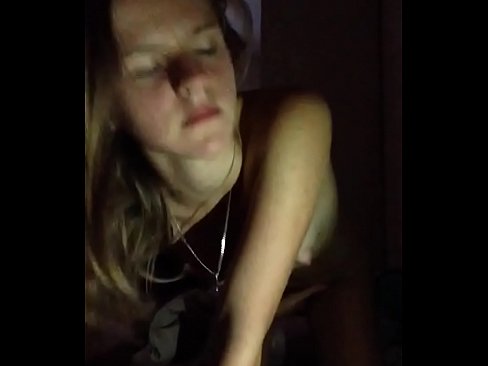 ❤️ Een meisje masturbeert en komt klaar Porno at us nl.appassistance.ru ☑